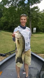 Mike Largemouth